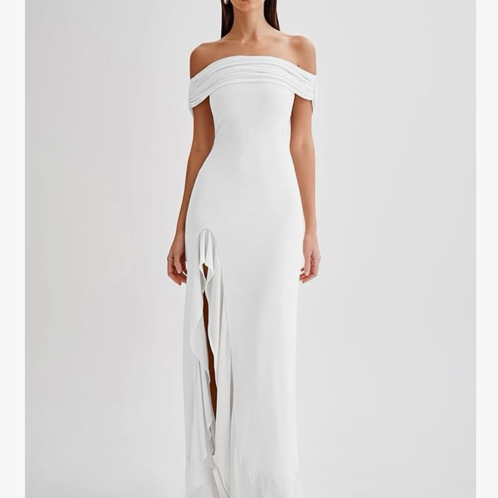 White Off-the-Shoulder Maxi Dress with High Slit